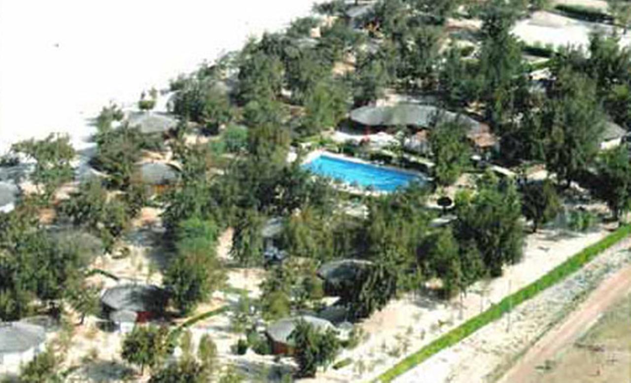 Diamarek Hotel Sur La Plage Сен-Луї Екстер'єр фото