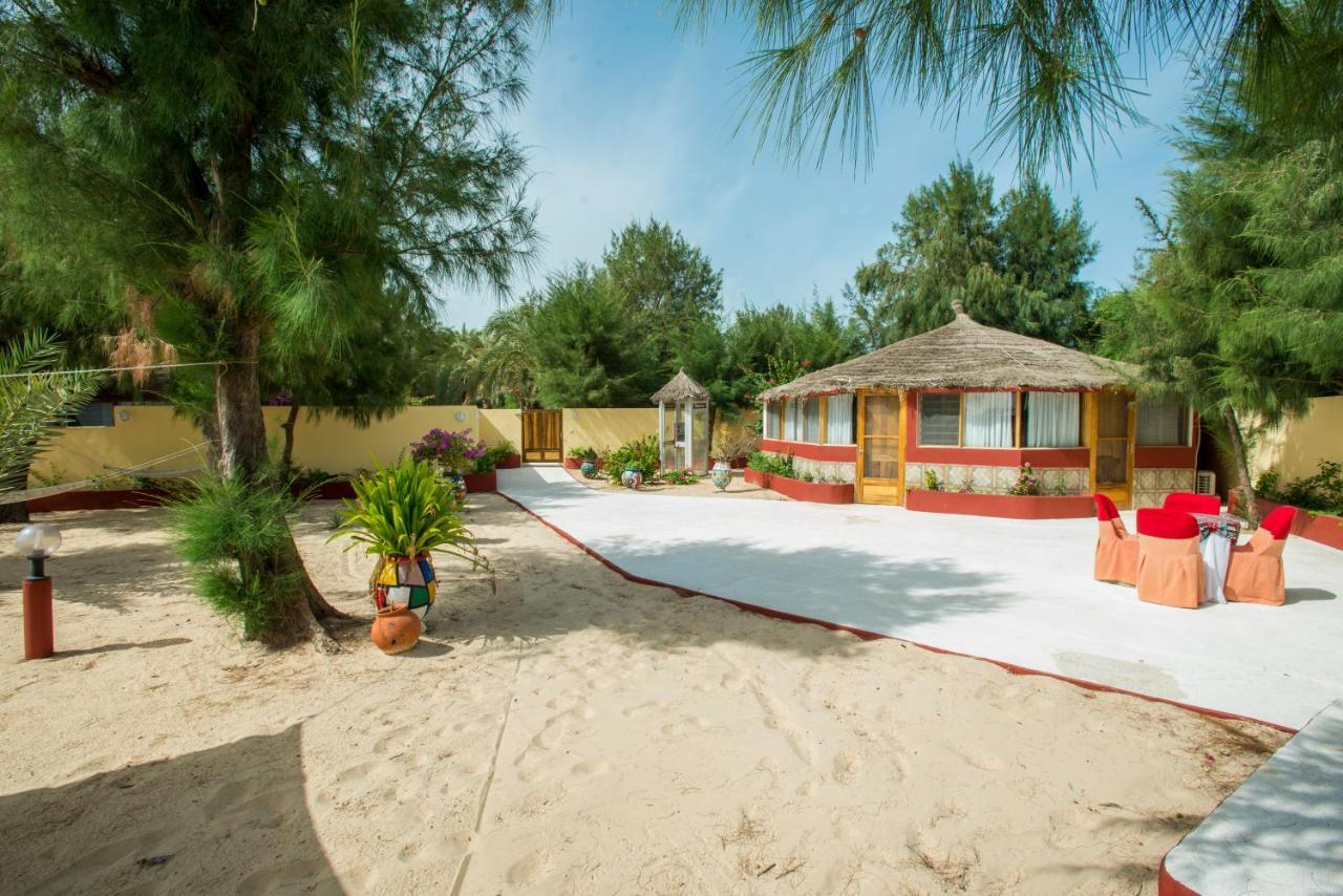 Diamarek Hotel Sur La Plage Сен-Луї Екстер'єр фото